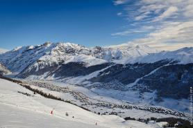 Pohled ze sjezdovky na městečko Livigno
