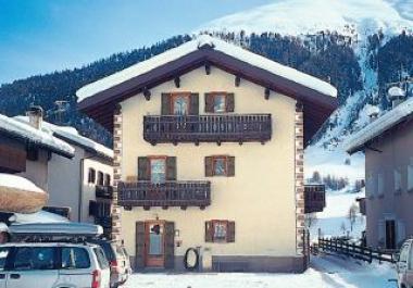 Italský apartmánový dům Caterina Silvestri v zimě